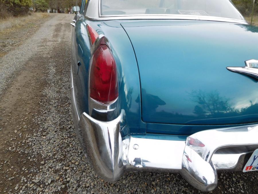 Детали экстерьера Kaiser Special 4-Door Sedan 1954 года  (фото 10 из 47)